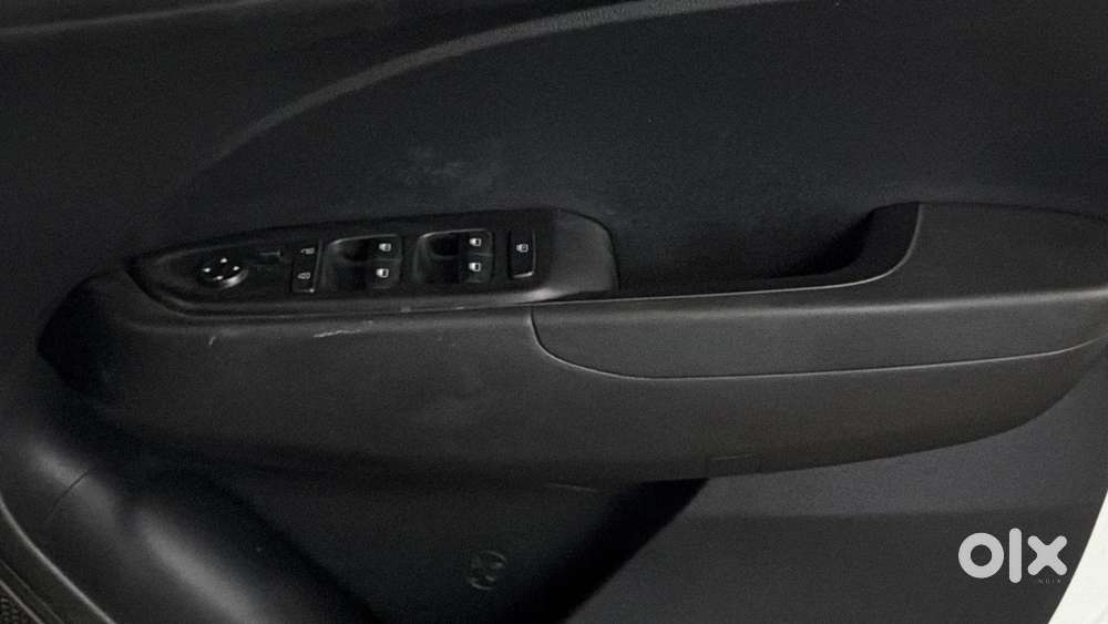 Hyundai Venue 1.2 S Plus, 2021, Petrol