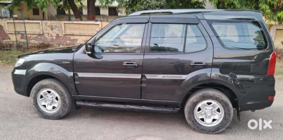 Tata Safari Storme [2015-2019] 2.2 Ex 4x2, 2017, Diesel