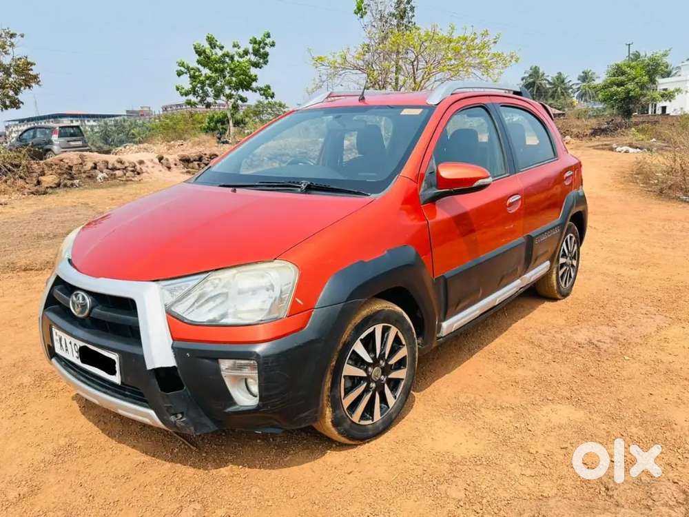 Toyota Etios Cross 2014 Diesel 90000 Km Driven