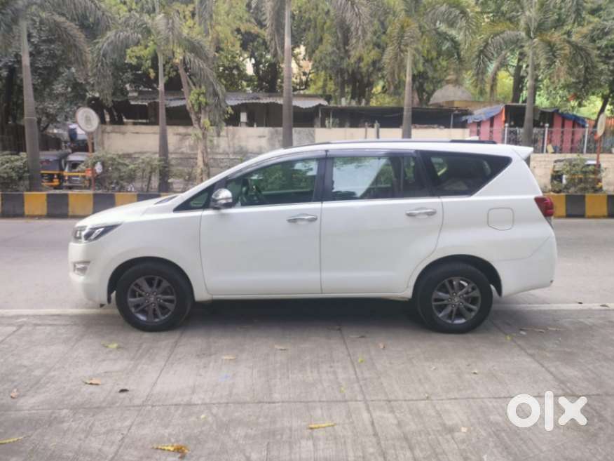 Toyota Innova Crysta 2.8z Automatic, 2017, Diesel