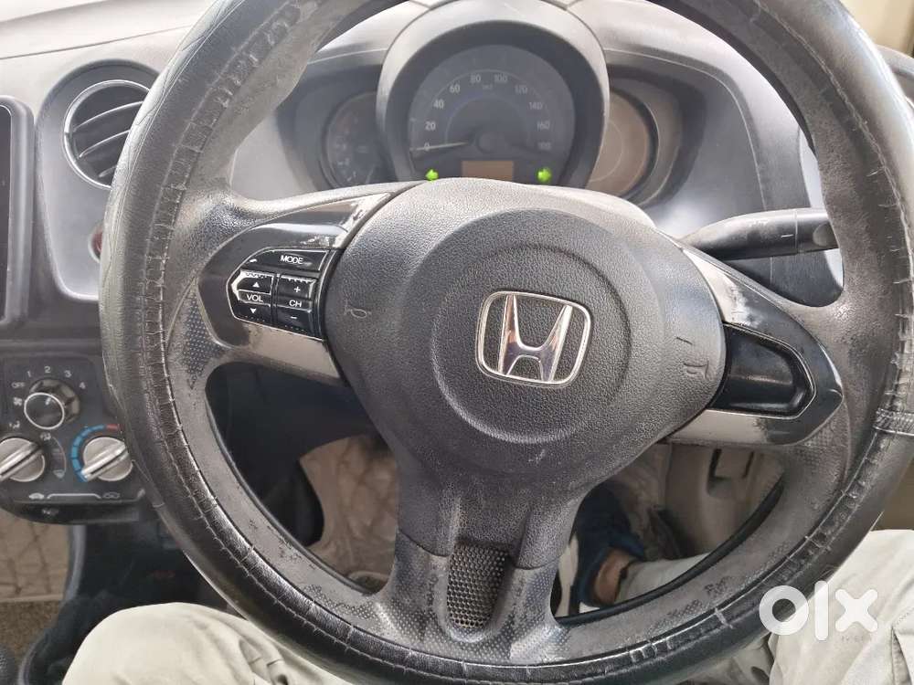 Honda Amaze 2016 Diesel Well Maintained