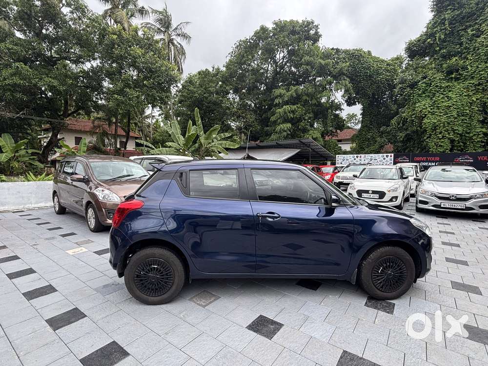 Maruti Suzuki Swift Vxi Glory Limited Edition, 2022, Petrol