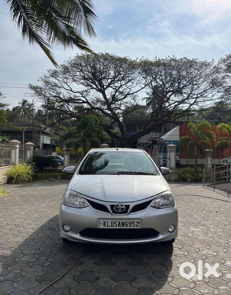 Toyota Etios Liva 2014-2016 V, 2016, Petrol