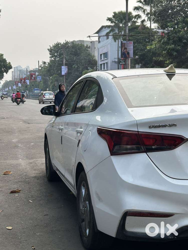 Hyundai Verna [ ] 1.6 E Vtvt, 2017, Petrol