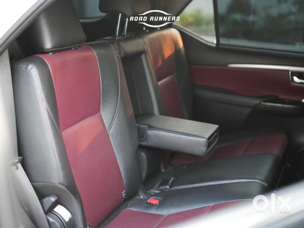 Toyota Fortuner Legender 4x4 At 2.8, 2025, Diesel