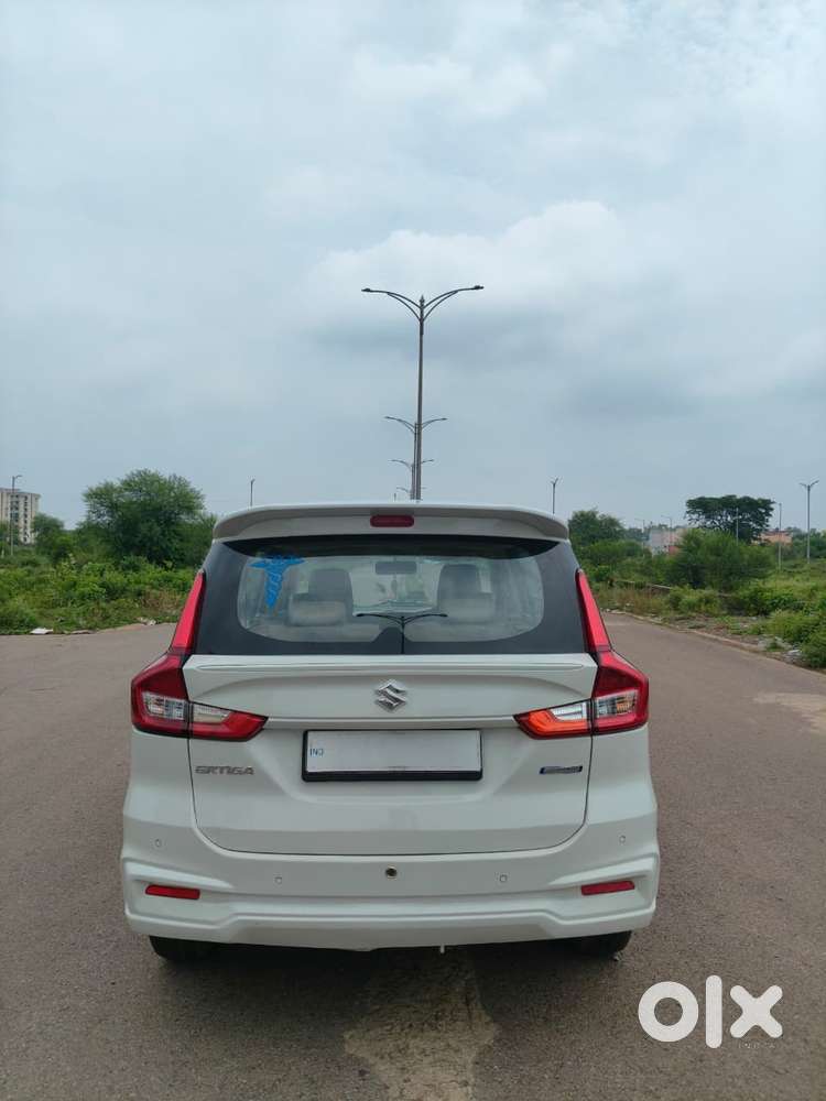 Maruti Suzuki Ertiga 1.5 Vxi, 2022, Petrol