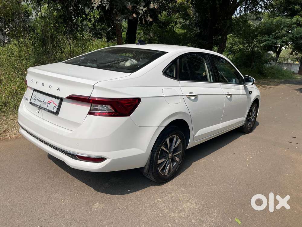Skoda Slavia 1.0 Tsi Style At, 2022, Petrol