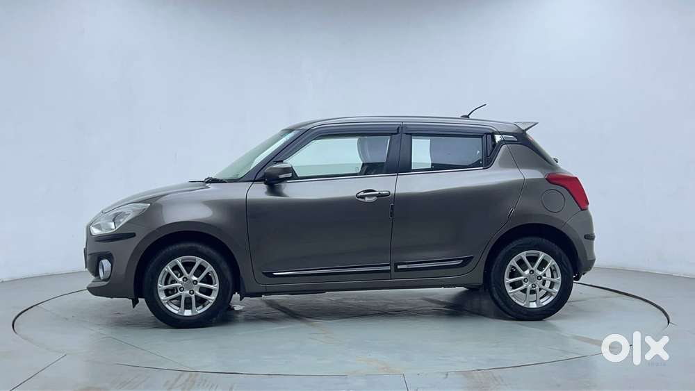 Maruti Suzuki Swift 1.3 Zxi, 2023, Petrol