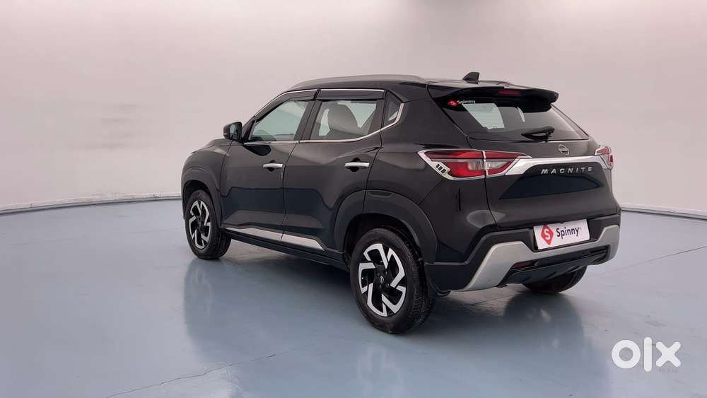 Nissan Magnite 1.0 Xv, 2023, Petrol