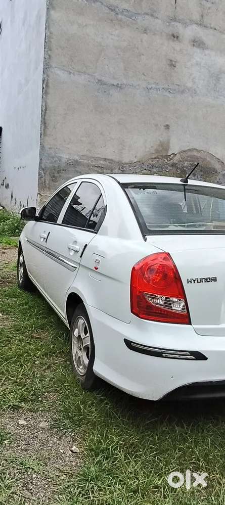 Hyundai Verna 1.6 Crdi 2010