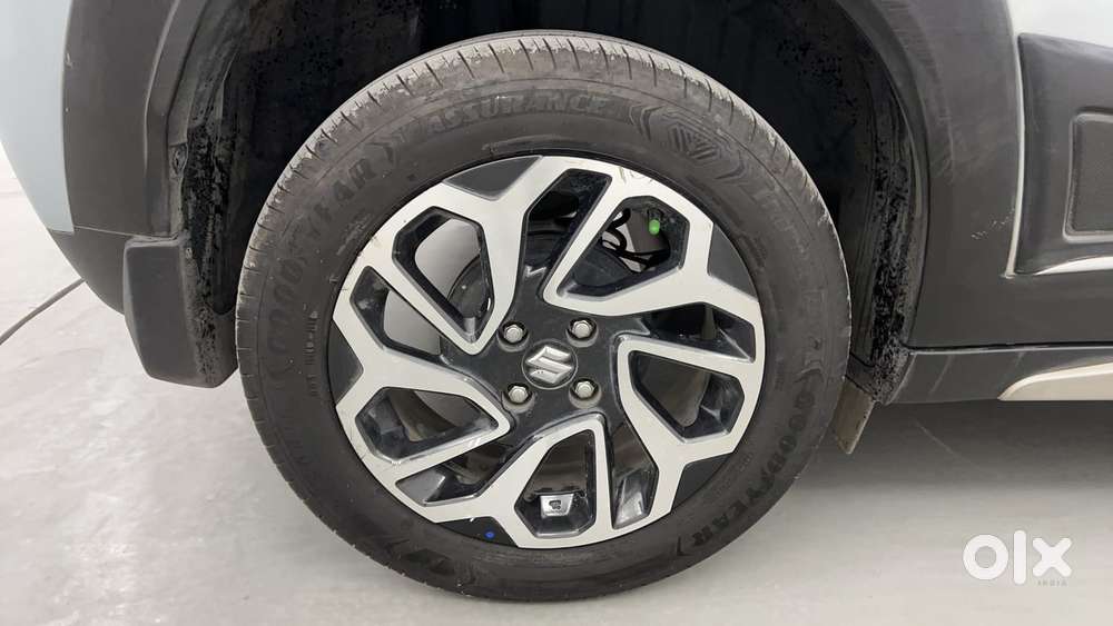 Maruti Suzuki Fronx Alpha 1.0l Turbo 6 At, 2023, Petrol