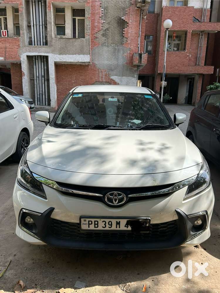 Toyota Glanza Petrol Manual 2025 Year Car