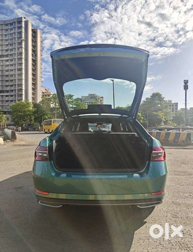 Skoda Superb 2.0 Tsi At L&k, 2024, Petrol