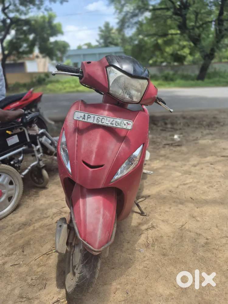 Hero Honda Maestro Petrol Scooter
