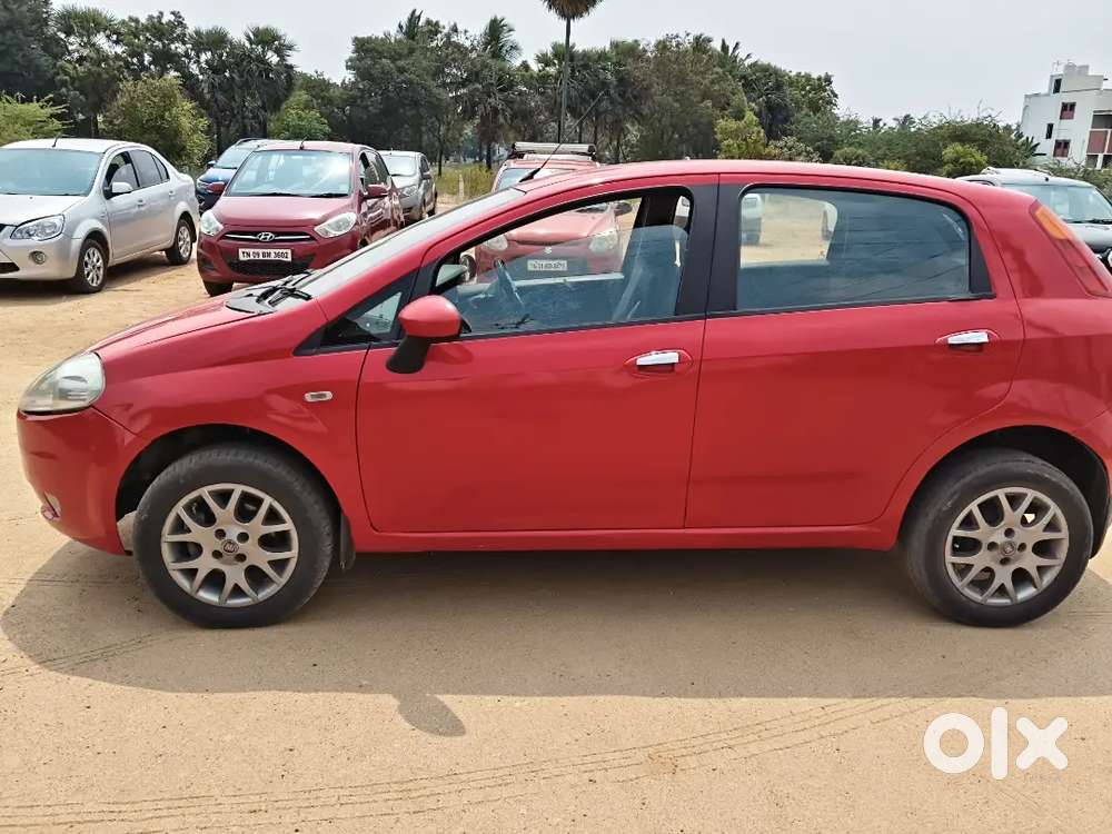 Fiat Punto 2013 Diesel 10500 Km Driven