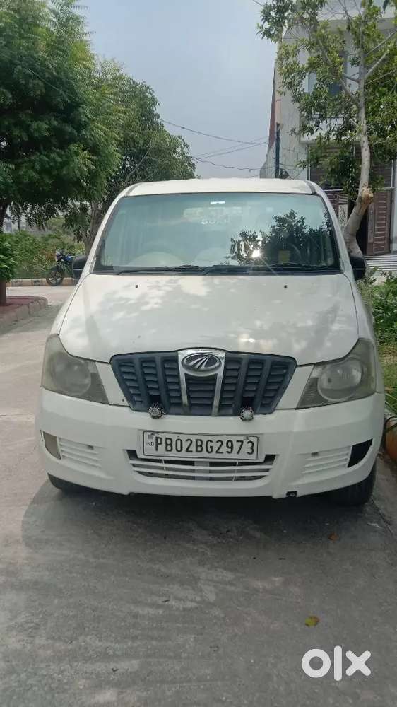 Mahindra Xylo 2.2 2011 Pearl White