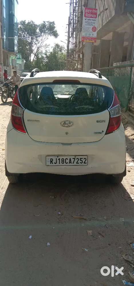 Hyundai Eon 2012 Petrol 200000 Km Driven