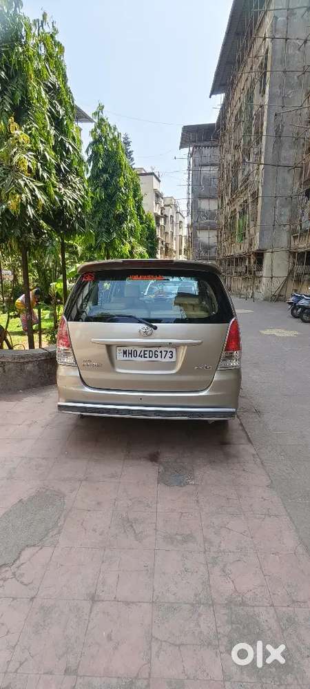 Toyota Innova 2009 Diesel 85000 Km Driven Well Maintained
