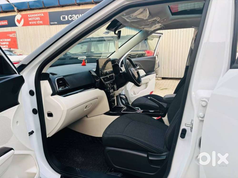 Mahindra Xuv 3xo Ax5 Pm At, 2025, Petrol