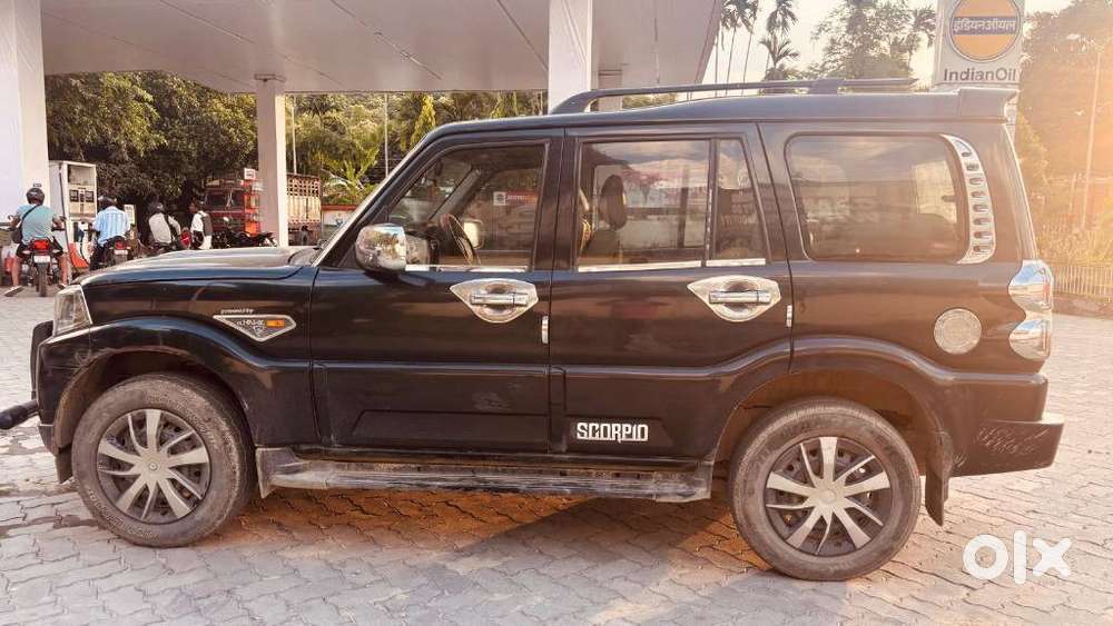 Mahindra Scorpio S6 Plus, 2017, Diesel