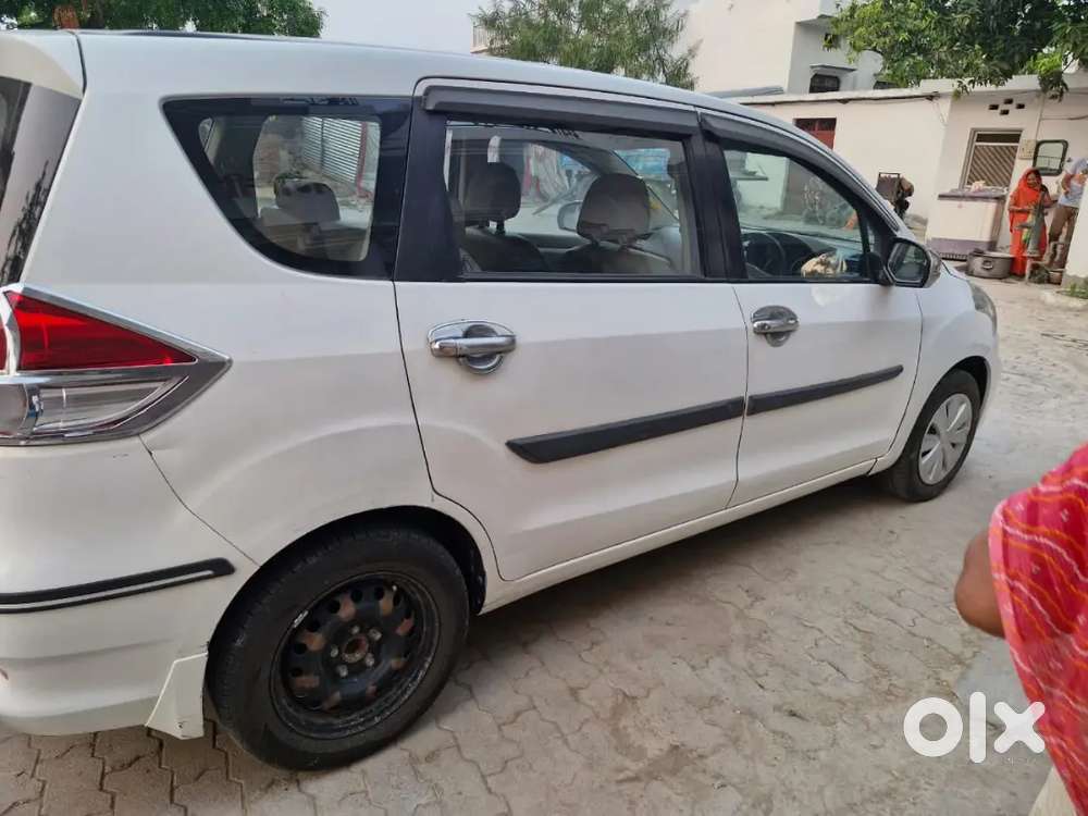 Maruti Suzuki Ertiga 2016 Diesel 125000 Km Driven