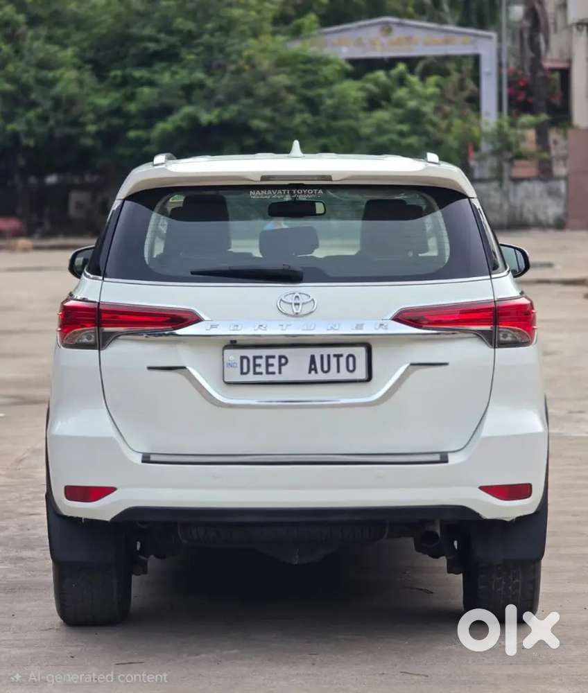 Toyota Fortuner 4x2 Auto Diesel 1st Owner Company Record