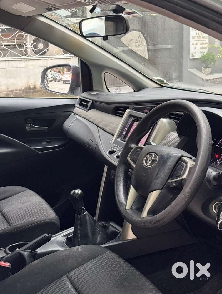 Innova 75k Driven 1st Owner