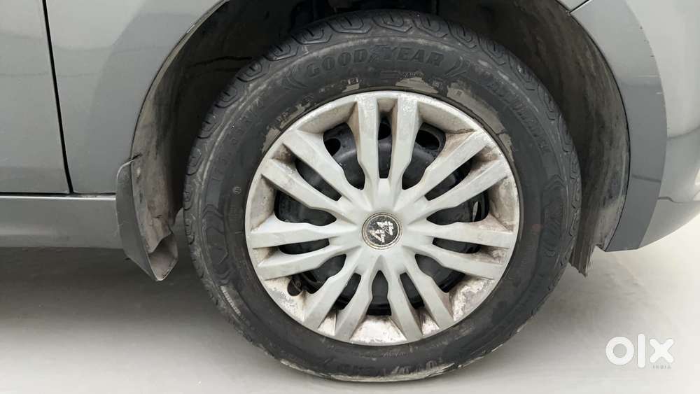 Tata Tigor Xe, 2021, Petrol