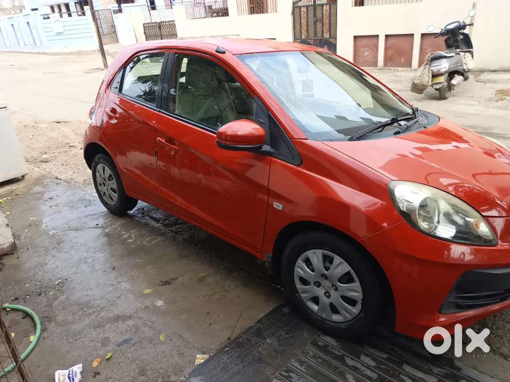 Honda Brio Mt 2015