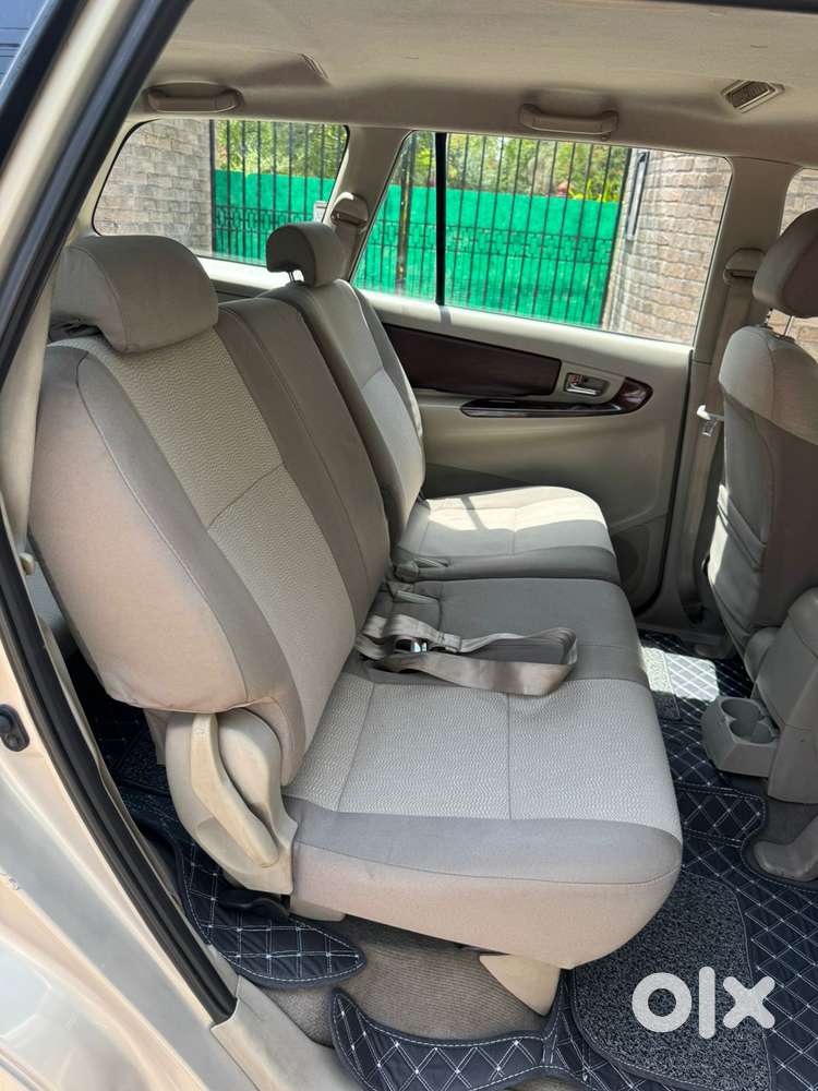 Toyota Innova 2.5 Vx 8 Str, 2014, Diesel