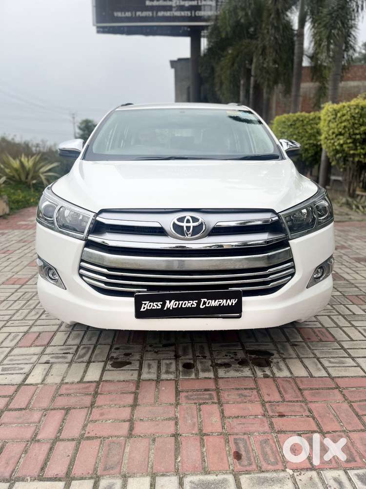 Toyota Innova Crysta [2020-ongoing] 2.4 Vx 8 Str, 2020, Diesel