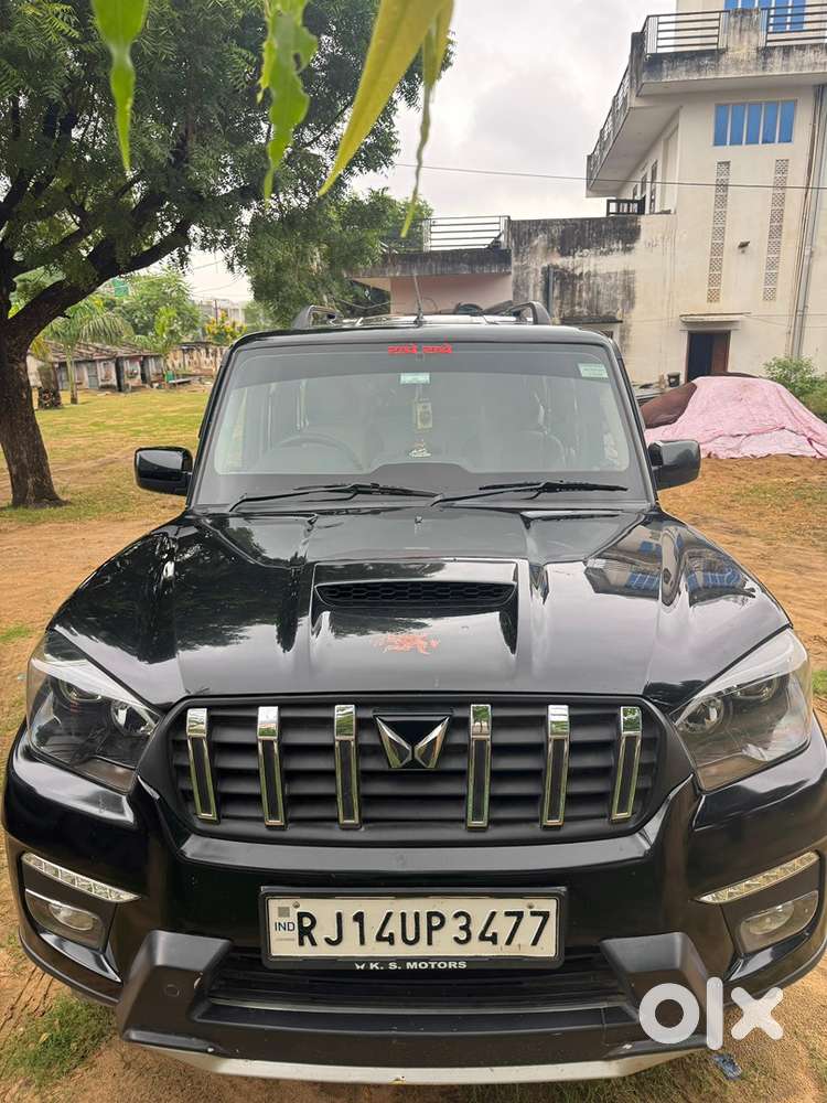 Mahindra Scorpio Classic 2023