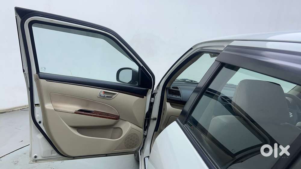 Maruti Suzuki Swift Dzire Vxi At, 2015, Petrol
