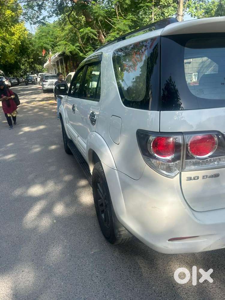 Toyota Fortuner 2016 Diesel 209000 Km Driven