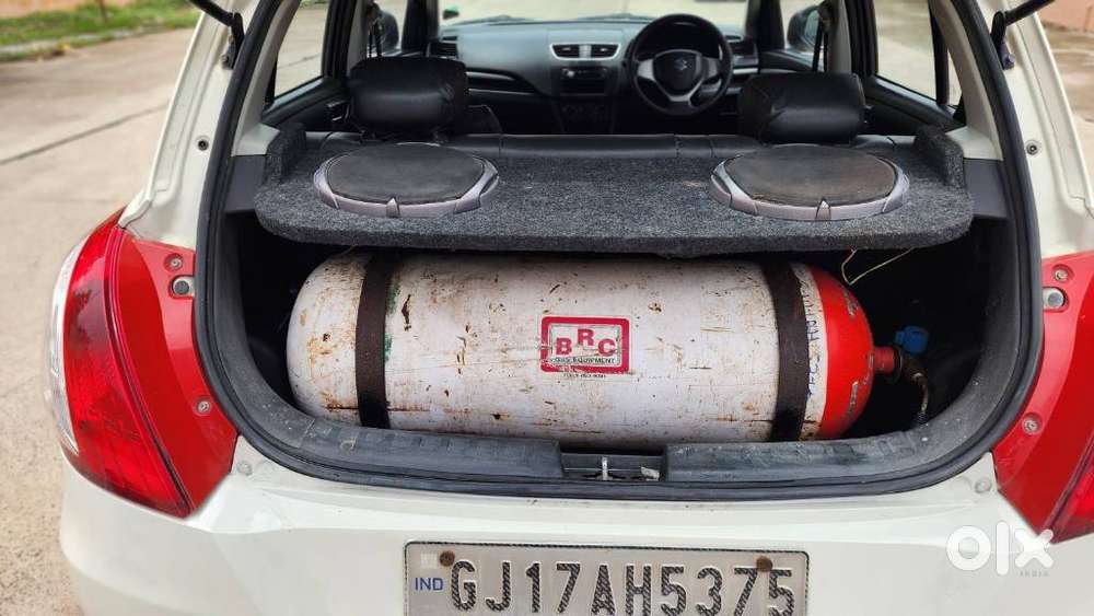 Maruti Suzuki Swift Vxi Abs Bsiv, 2014, Cng & Hybrids