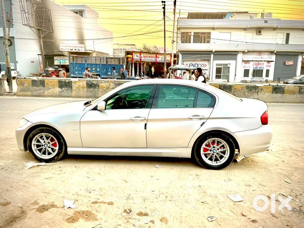 Bmw 3 Series 2011 Petrol Good Condition