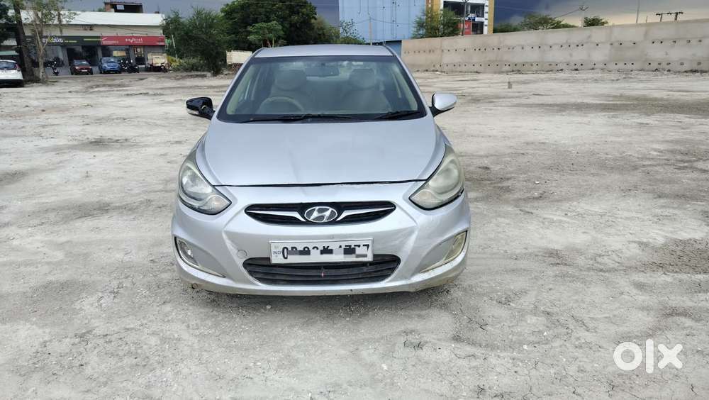 Hyundai Verna 1.6 Sx Crdi (o), 2013