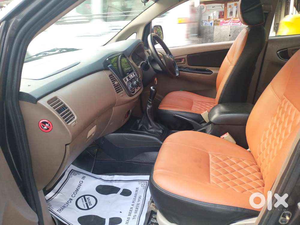 Toyota Innova 2.5 Gx (diesel) 7 Seater Bs Iv, 2015, Diesel