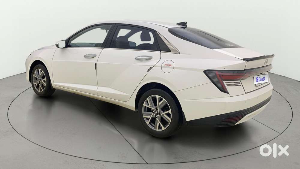 Hyundai Verna 1.5 Mpi Mt Sx (o), 2024, Petrol
