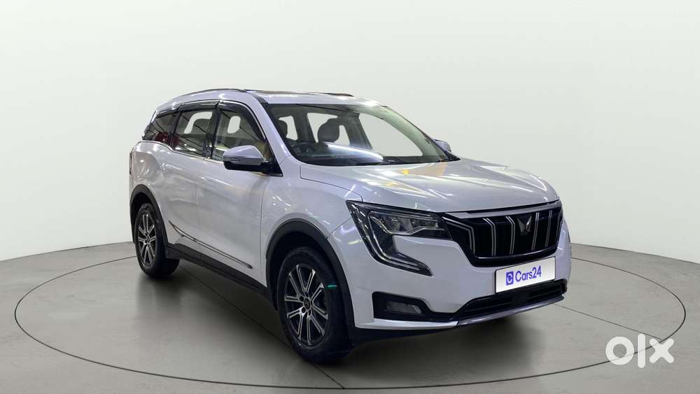 Mahindra Xuv700 2.0 Ax 7 Petrol Mt Str, 2021, Petrol