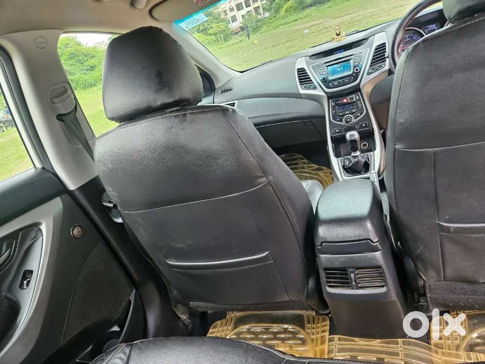 Hyundai New Elantra 2016 Diesel 161000 Km Driven