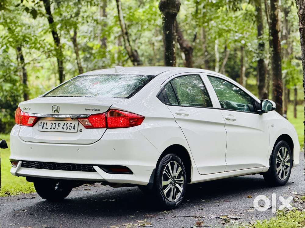 Honda City Zx Vtec Plus, 2022, Petrol