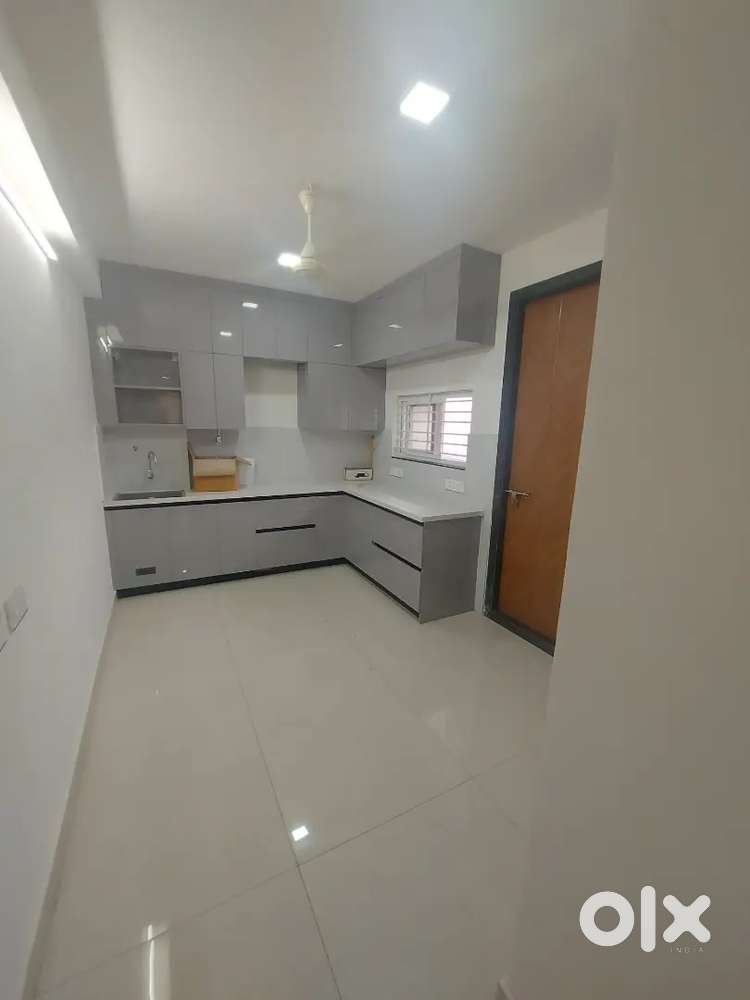 READY TO MOVE[3BHK APARTMENT PROJECT /PRIME LOCATION /80% LOAN FECILIT