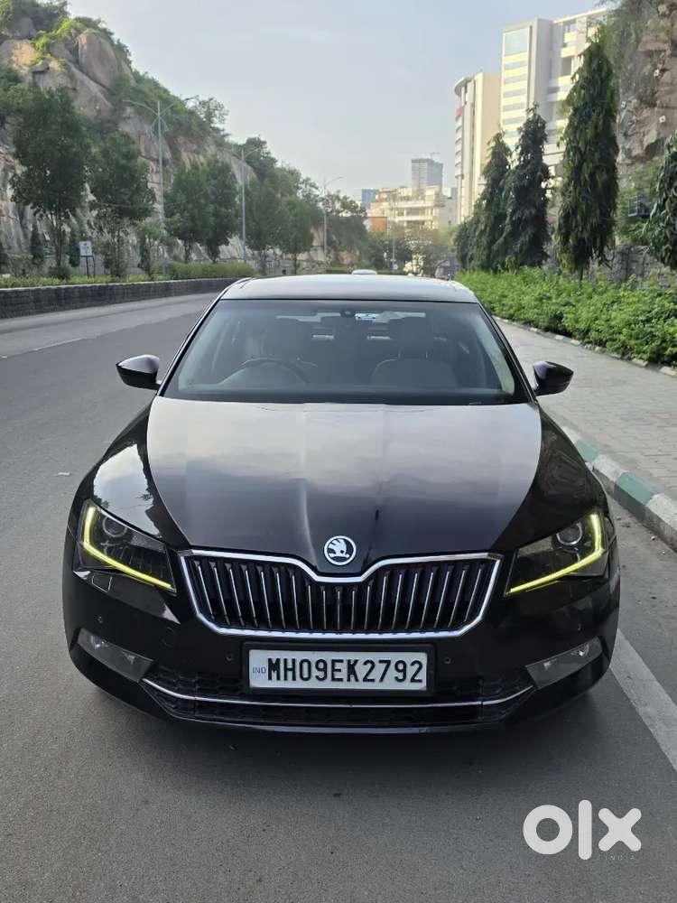 Skoda Superb 2017 L&k 1.8 Tsi Automatic, Magnetic Brown Colour