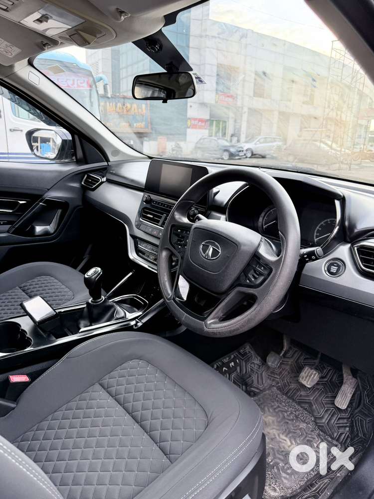 Tata Safari 2.0 Kryotec Xt Plus Dark Edition, 2022, Diesel