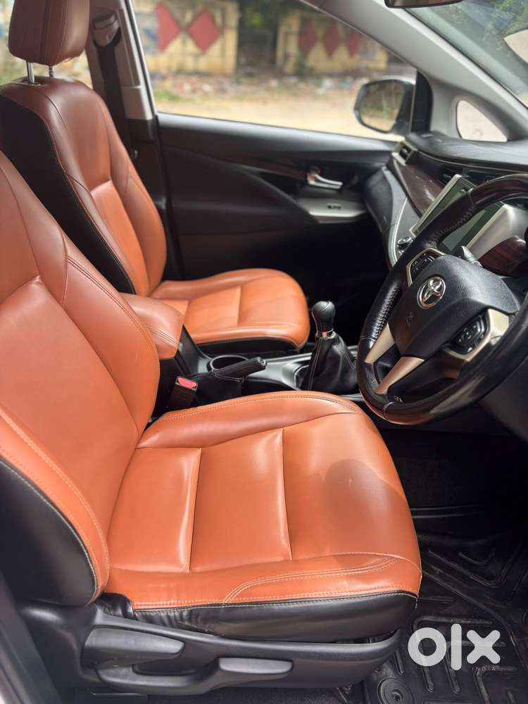 Toyota Innova Crysta 2.4 V, 2017, Diesel