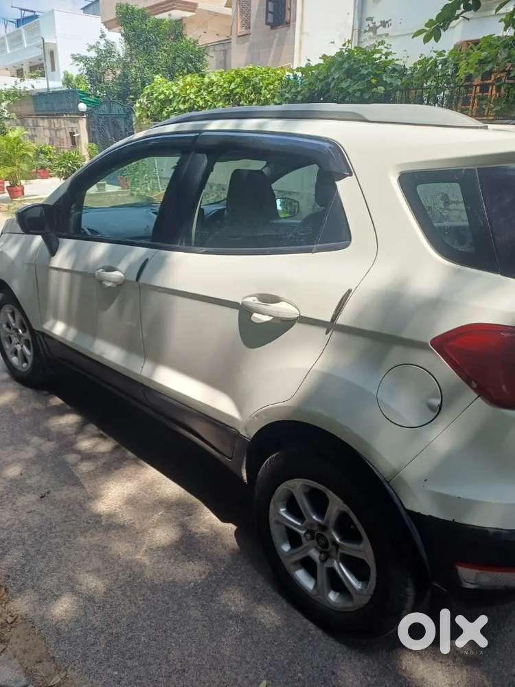 Titanium Diesel 2019 Push Start 6 Air Bags Sun Roof Fully Insured New