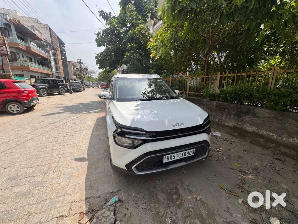 Kia Carens Cng  Company-fitted Cng  2026 Model
