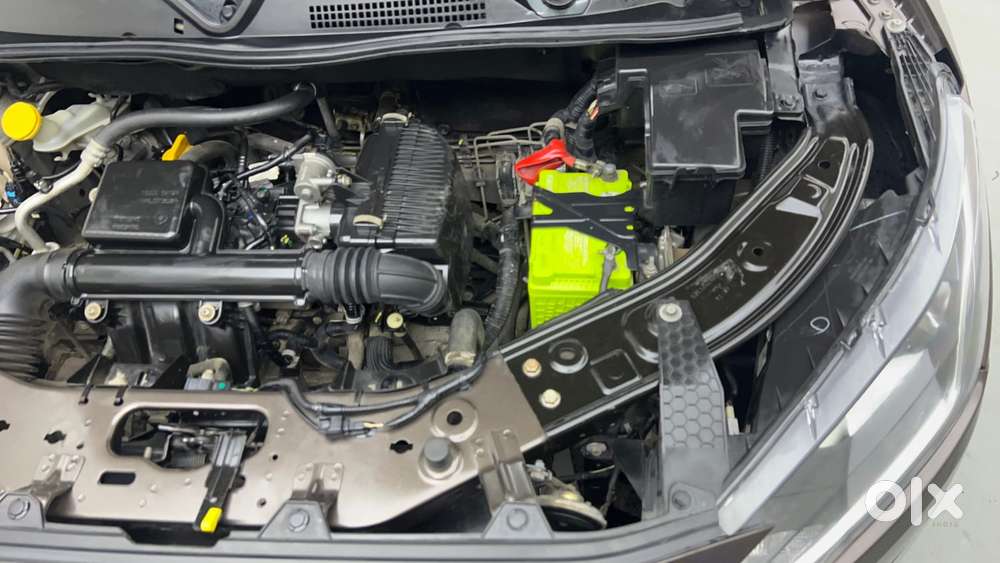 Nissan Magnite 1.0 Xv, 2021, Petrol