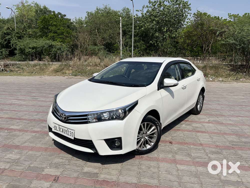 Toyota Corolla Altis 2013-2017 Vl At, 2016, Petrol